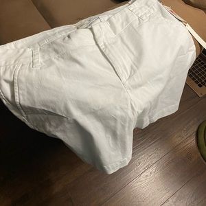 NWT Caslon white Shorts